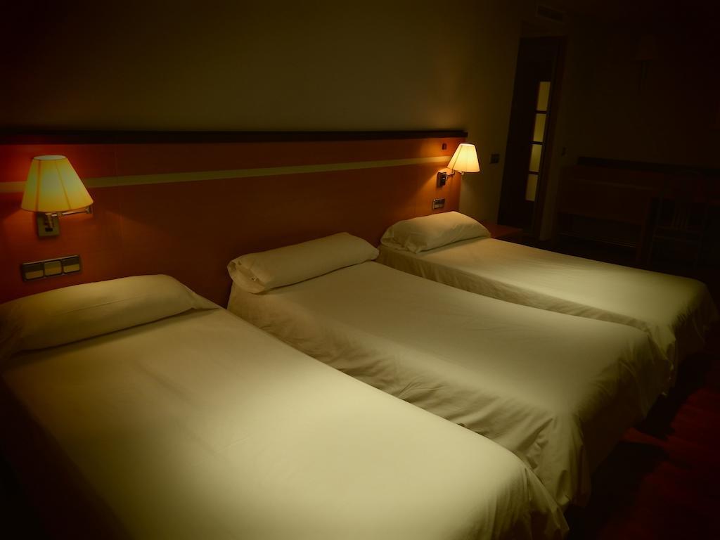 Hotel Isur 레레나 외부 사진